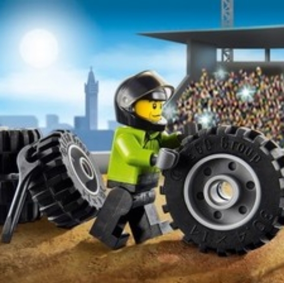 LEGO Monster Truck 60055 - Picture 4 of 6